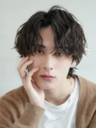 【期間限定クーポン✨️】カット✂️+各種《ケア》パーマ🌀普通のパーマと違い特殊なケア剤を使ってダメージレスに🫧