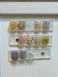 フット 親指アート