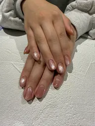 オフなし(長さ出し、スカルプ、パーツ不可)／マグネットネイル