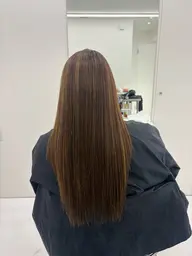 縮毛矯正+メンテナンスカット+トリートメント🫧(レディースのみ)