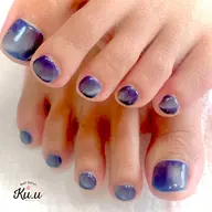 フットジェルネイル(フットケア込み、ワンカラー​〜​デザインネイル全て一律料金)角質処理別途(2,200円⇨1,100円)