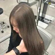 ワンブリーチ+カラー＋艶トリートメント🤍✨️