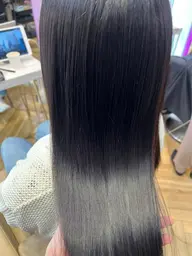 寒色系カラー＋内部補修トリートメント