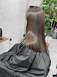 kazuma専用クーポン⭐️カット+超艶感美髪METEO酸性ストレート＋カラー＋2stepトリートメント✴︎小作✴︎