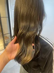 【👑3月平日限定👑】ブリーチon カラー+プレミアムトリートメント🌹20350→9900