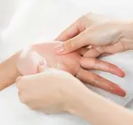 🌺11周年記念ネイルケア+選べる至福のハンドマッサージまたはガチガチ首肩周りほぐし30分