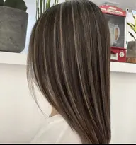 「‎明日19時30分~」🤍🖤ハイライトカラー🖤‎🤍⋆͛*͛➕3stepトリートメント♱