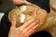 【✨剥離あり✨ハーブピーリング】🍃肌質を変えたい方必見🌿毛穴/ニキビ/ニキビ跡/シミ💖陶器トリートメント💓