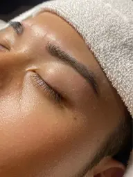 【モデル募集中‼】アイブロウWAX＋シャンプー