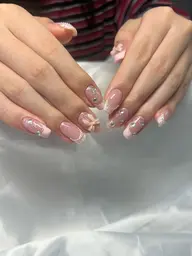 ハンドネイル付け放題❤️❤️（持ち込みネイル可）