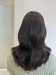 当日予約限定‼️🍀カラー＋トリートメント🍀土日祝＋1500円