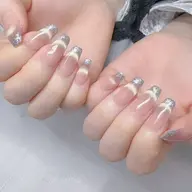 🌸新流行🌸《チップ長さ出し》ダブルマグネットフレンチ×ラメフレンチ