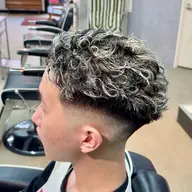 【春の垢抜けヘアー🔥】カット×メッシュ×パーマで立体感MAXに✨#メッシュ#ハイライト#パーマ#カラー#メンズパーマ