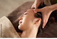 顔コルギ50分✨ むくみや顔の凝り、フェイスラインを引き締める効果！リラクゼーション、ストレス解消、リフレッシュ🌿