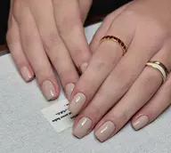 【平日17時まで】ワンカラーorラメグラデーション🩷4800—3500💗（2色まで🆗)