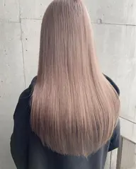 ✨ブリーチ毛でも縮毛矯正ができる時代✨ブリーチ改善矯正+トリートメント　癖毛と感じる方必見❗️メンテナンスカット無料