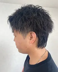 ★メンズカット＋ケアパーマ　¥8800