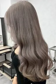 ケアブリーチ＆艶カラー＋抗酸化トリートメント　￥22000→￥15900！！