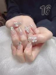 持込みデザインやり放題120分　¥8990