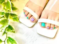 ⭐️ フット⭐️ワンカラー/ラメグラデーション(パラジェル変更無料)※新規、30日以内の再来ジェルオフ無料