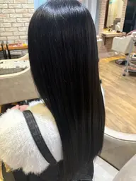 カット✂️ +ブリーチなしカラー +TOKIO TR🫧 ⚠️注意事項をお読み下さい