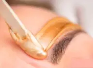 ミニモ学割！平日9時～16時限定！💚ブロウリフト＆ワックス脱毛　４２００円！💚眉毛を整えて美眉へ！男性リピート多数！