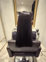 [柔らかい仕上がり]クオライン縮毛矯正+髪質改善TR