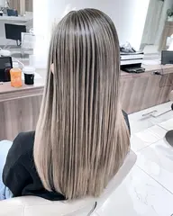 【トレンドデザイン⭐️】カット＋カラー