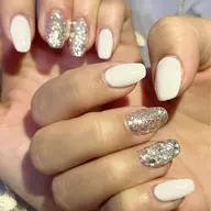 【ストーン埋めつくしネイル/オフあり】定番デザイン1番