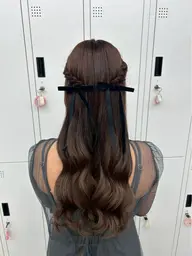 【写真映え確定💖✨ ふわっと愛されコテ巻き仕上げ🖤🫧】