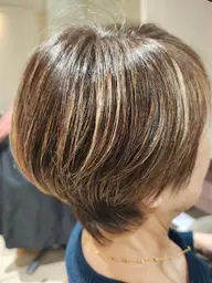 カット+ハイライトカラー