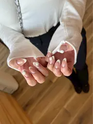 【ハンド】 オフあり☆ フレンチネイル ベースカラー有り ¥5000