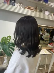 🍀黒染めなし暗髪🌿‬ダークトーンカラークーポン【50%off】暗髪の中に透明感カラー！1stepのトリートメント込