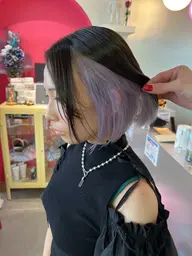 ⭐️【人気No.2】⭐️カット+インナーカラー(ケアブリーチ込)✨