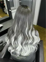 【ボブからロングに】カラー+シールエクステ80本+トリートメント 32100円