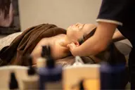 お疲れにはスキャルプトリートメント☆(背中＆首＆肩のオイルマッサージと頭のドライマッサージ)でスッキリ～😆😆