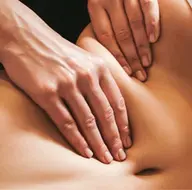 お腹まわりをすっきりさせたい方に✨ハイパーナイフで温めケア💆‍♀️すっきりした印象へ🍋