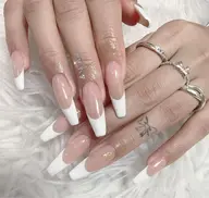 【ストーン2粒付き】フレンチネイルコース¥5980