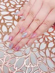 ★人気のマグネットネイル(2色OK)◾️ シンプルネイルオフ込み◆パーツが付いてるデザイン+800長さだし+1300