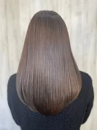 《TVでも紹介された話題のトリートメント🌈》髪質改善ミネコラトリートメント＋リタッチカラー✨