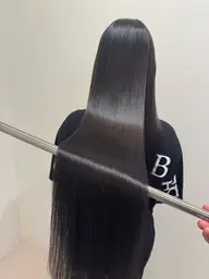 【美髪継続ダメージレス】フロント縮毛矯正+髪質改善ioluトリートメント