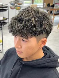 メンズカット+ハイライトカラー