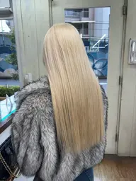 3ブリーチカラー【初めてのカラーの方、黒髪からハイトーンにしたい方】