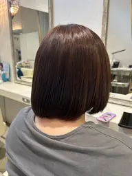 🌷︎ 白髪染めリタッチ(グレイカラー)+保湿トリートメント🌷︎