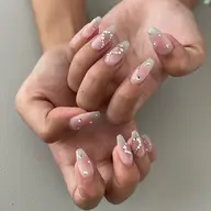 ✨デザインやり放題コース✨持ち込みデザイン🉑！時間内ならジェルアートやり放題！パーツもストーンも乗せ放題！【オフ込】