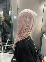 【‎🤍かなり明るめにしたい方/ミニモ学割‎🤍】ケアブリーチ2回＋カラー＋トリートメント[韓国/髪質改善/天神]