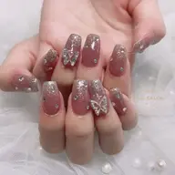 🉐【1日1名限定💓見れてる今お得】春☘️🦋蝶々ネイル🌸ワンホン風ネイル★シーズンネイル☃️