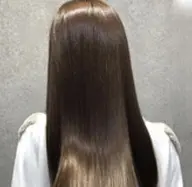 ブリーチしていても綺麗に癖が収まる👀酸性ストレート&カット