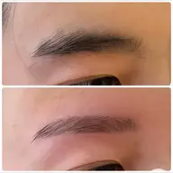 🌀アイブロウWax🌀お肌の古い角質をも一緒にとります!骨格、雰囲気に合わせて眉をお作りいたします❣️❣️