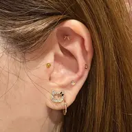 耳つぼジュエリー 💎 10粒 \ 簡単マッサージ付 /